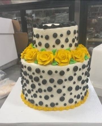 Polka Dot & Rose Cake